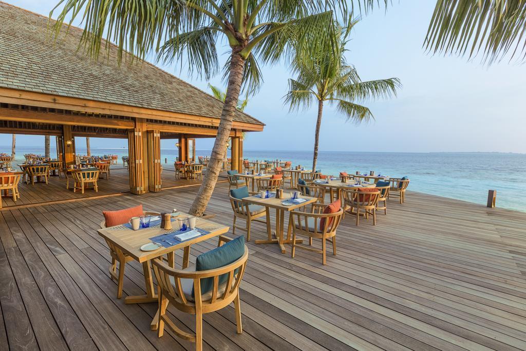 Hurawalhi Island Resort Exterior photo